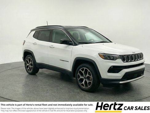 Used 2025 Jeep Compass Limited image 1
