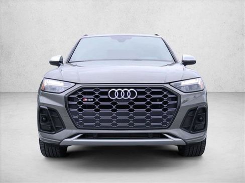 Used 2023 Audi SQ5 Premium Plus w/ Premium Plus Package AWD/4WD image 2