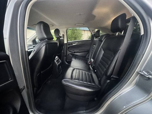 Used 2021 Ford Edge SEL FWD image 45
