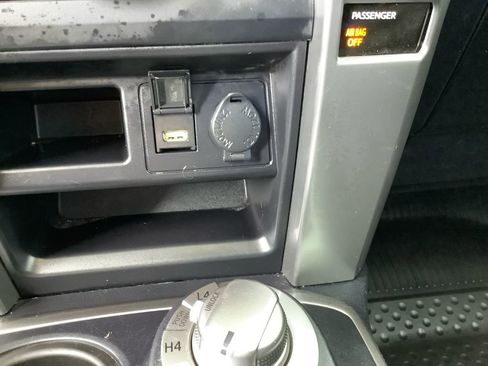 Used 2024 Toyota 4Runner SR5 image 28