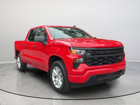 New 2026 Chevrolet Silverado 1500 Custom RWD image 1