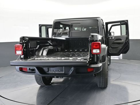 New 2026 Jeep Gladiator Sport image 69