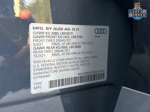 Used 2025 Audi SQ6 e-tron Prestige AWD/4WD image 35