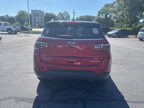 Used 2025 Jeep Compass Limited AWD/4WD image 5