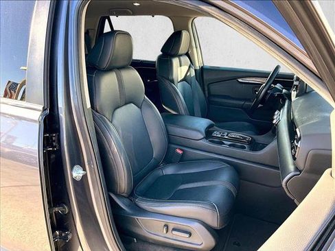 Used 2024 Honda Pilot EX-L image 9