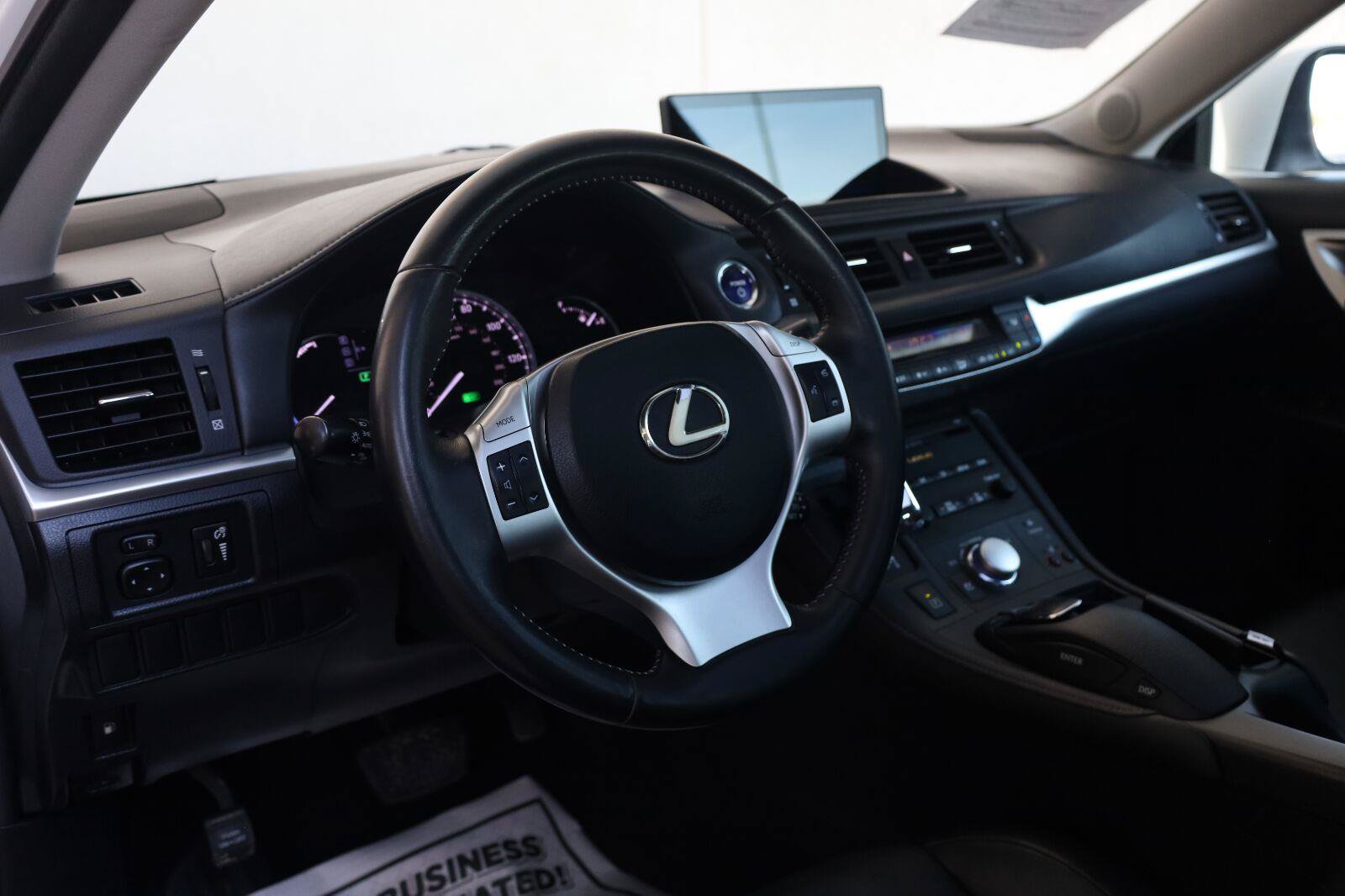 Used 2011 Lexus CT 200h Premium w/ Premium Audio Pkg FWD image 16