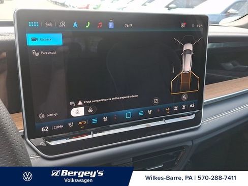 New 2026 Volkswagen Tiguan SEL R-Line AWD/4WD image 15
