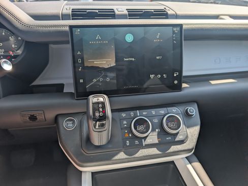 Used 2025 Land Rover Defender 110 S AWD/4WD image 29