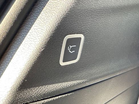 New 2026 Chrysler Pacifica Select image 10