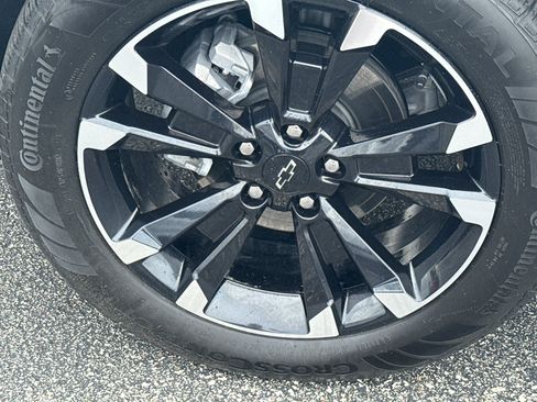 Used 2025 Chevrolet Equinox RS w/ Safety and Technology Package AWD/4WD image 10