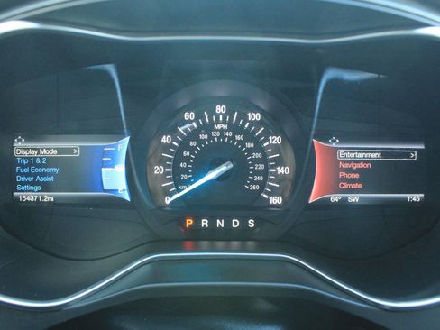 Used 2016 Ford Fusion Titanium image 23