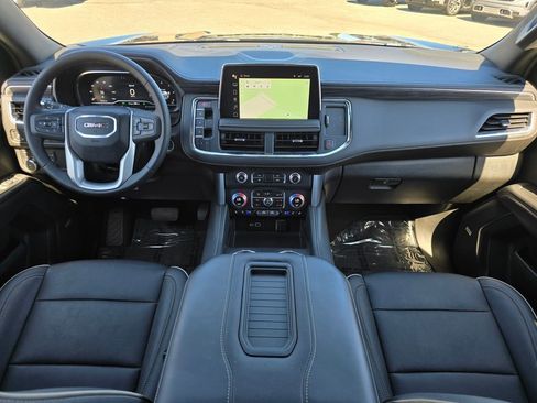 Certified 2023 GMC Yukon XL SLT image 5