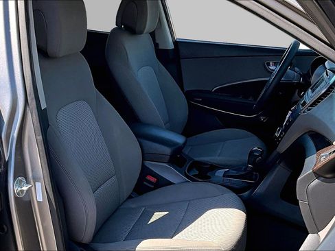 Used 2017 Hyundai Santa Fe Sport FWD image 7