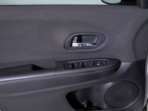 Used 2021 Honda HR-V Sport image 15