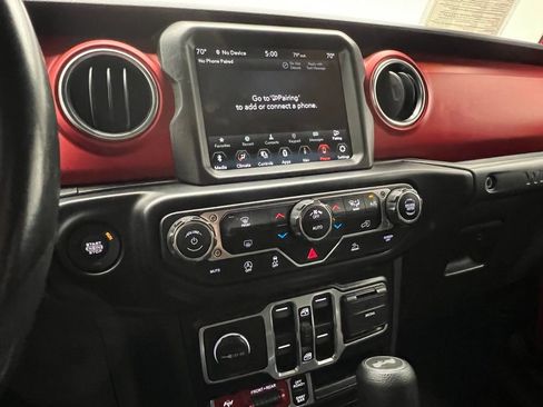 Used 2022 Jeep Wrangler Unlimited Rubicon image 12