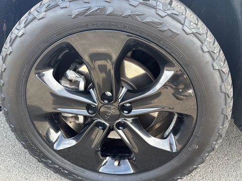 Used 2019 Jeep Compass Latitude image 11