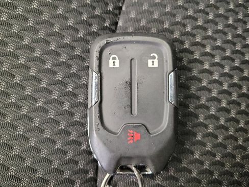 Used 2022 GMC Terrain SLE image 32