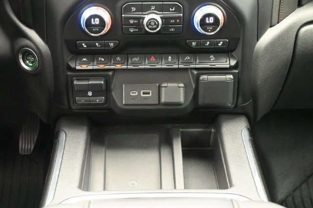 Used 2020 GMC Sierra 1500 AT4 w/ AT4 Premium Package AWD/4WD image 24