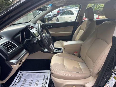 Used 2017 Subaru Legacy 2.5i Limited AWD/4WD image 19