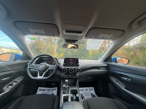 Used 2020 Nissan Sentra SV w/ Lighting Package image 22