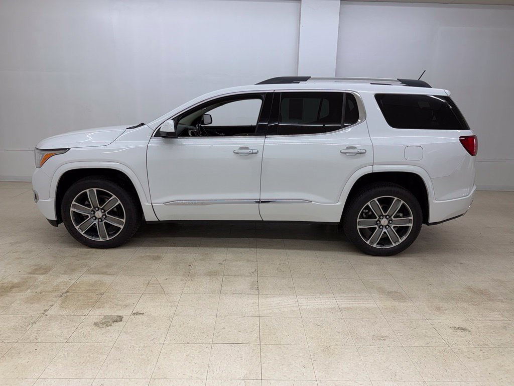 Used 2019 GMC Acadia Denali FWD image 2