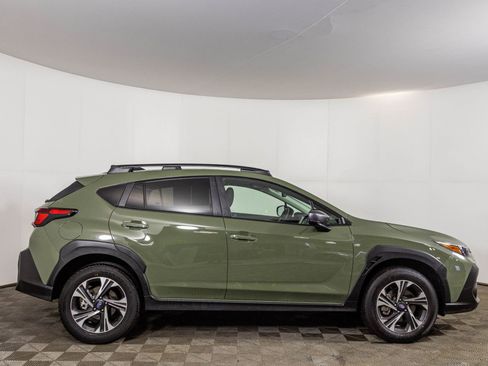 Used 2026 Subaru Crosstrek 2.0i Premium image 14