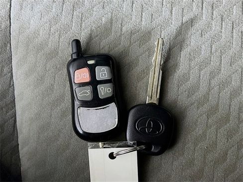 Used 2010 Toyota Tacoma 4x4 Double Cab image 18