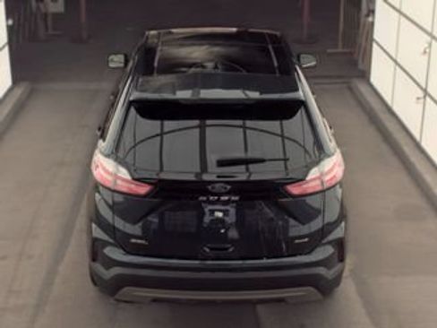 Used 2023 Ford Edge SEL w/ Convenience Package AWD/4WD image 6