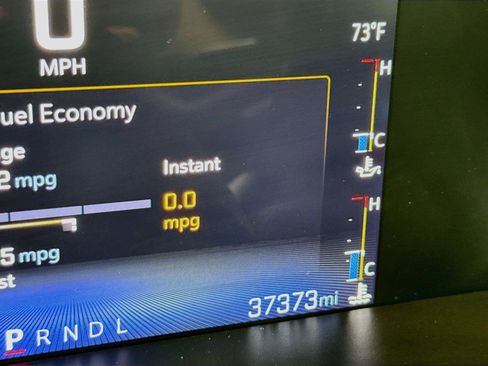 Used 2023 Chevrolet Colorado Trail Boss w/ Technology Package AWD/4WD image 2