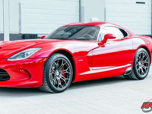 Used 2014 SRT Viper GTS w/ GTS Laguna Interior Package RWD image 59