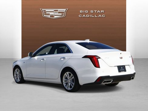 Used 2023 Cadillac CT4 Luxury image 3