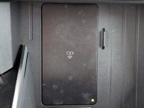 Used 2025 Toyota Sequoia Capstone AWD/4WD image 22