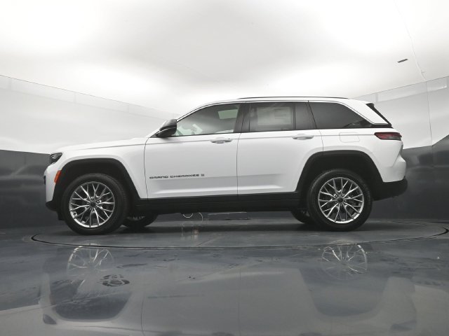 New 2027 Jeep Grand Cherokee Limited AWD/4WD image 21