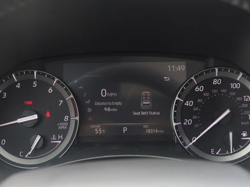 Used 2021 Toyota Highlander XLE AWD/4WD image 36