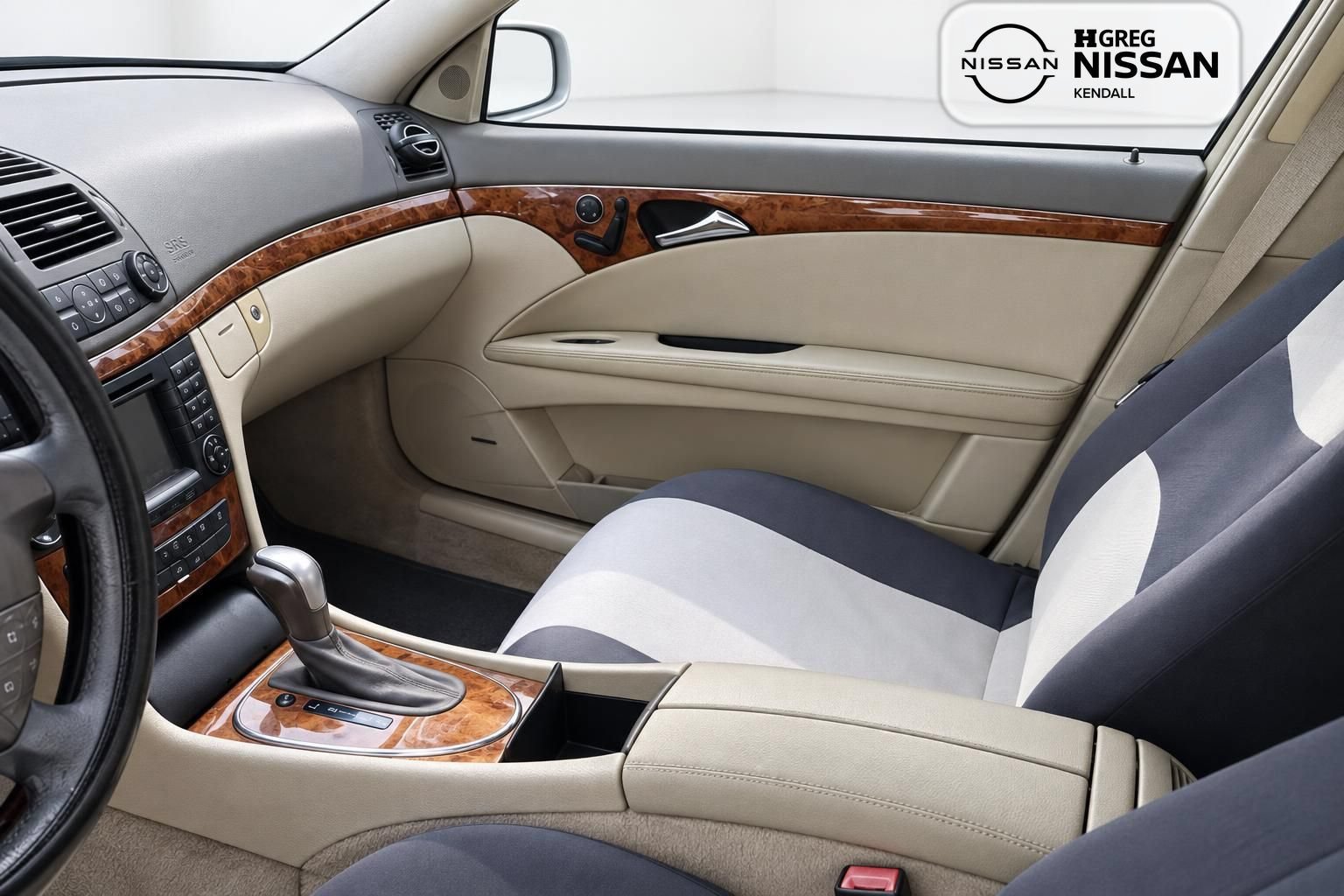 Used 2004 Mercedes-Benz E 320 Sedan image 6