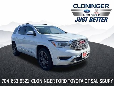 Used 2017 GMC Acadia Denali w/ Technology Package FWD image 1