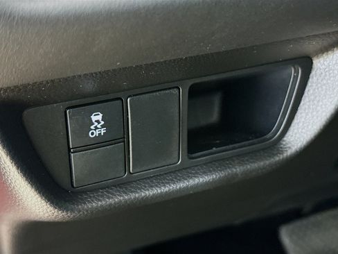 Certified 2024 Honda HR-V EX-L image 9