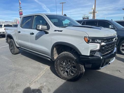 Used 2025 Chevrolet Silverado 1500 ZR2 w/ Technology Package image 4