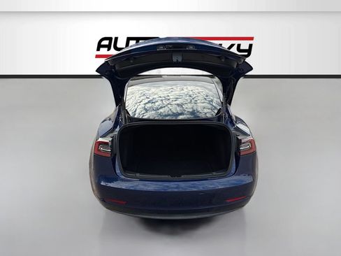 Used 2023 Tesla Model 3 Standard Range RWD image 26