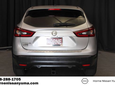 Used 2020 Nissan Rogue Sport S FWD image 14