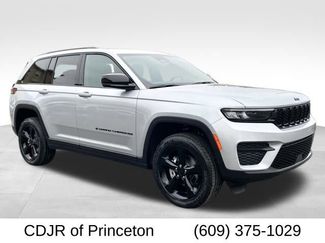 New 2025 Jeep Grand Cherokee Altitude 360° Tour