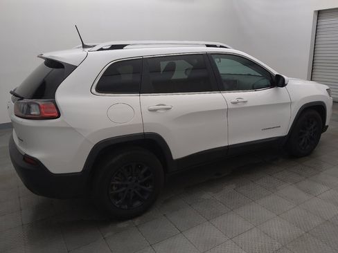 Used 2019 Jeep Cherokee Latitude Plus FWD image 10