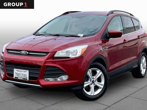 Used 2016 Ford Escape SE w/ Equipment Group 201A FWD image 1