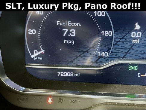 Used 2023 GMC Yukon XL SLT image 13