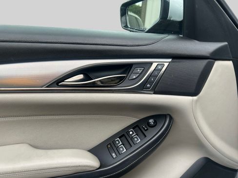 Used 2019 Cadillac CTS Luxury RWD image 14