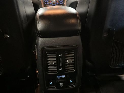 Used 2017 Jeep Grand Cherokee Limited w/ Trailer Tow Group IV image 20