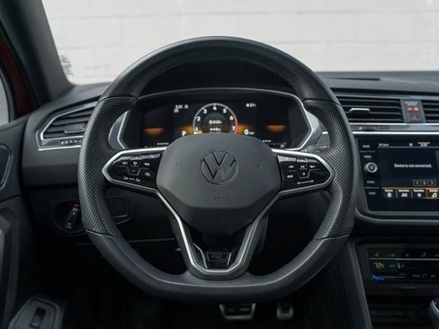 Used 2024 Volkswagen Tiguan SE R-Line image 23