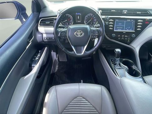 Used 2020 Toyota Camry SE image 16