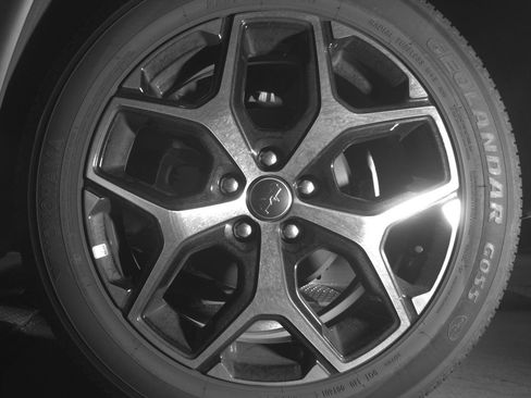 Used 2025 Jeep Compass Limited image 14