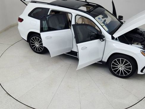 Used 2024 Mercedes-Benz GLS 450 GLS 450 image 90